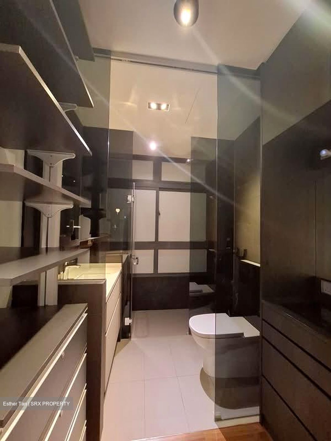 RiverGate (D9), Apartment #563944681